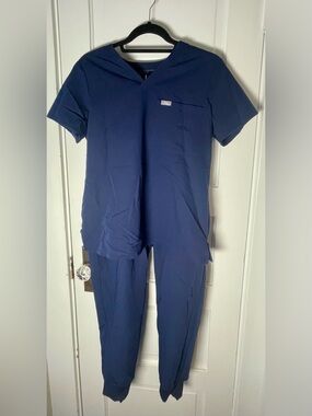 Figs Navy Jogger Scrub Set (S, L)